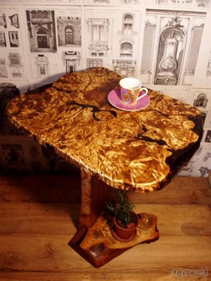 Кавовий стіл Махаон